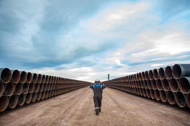 La obra Vaca Muerta Oil Sur (VMOS) es clave para la exportación petrolera.
