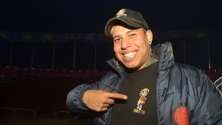 Toda la chispa y buena onda que irradia Neto, que interpreta a Corneto. Foto Antonio Spagnuolo. Toda la chispa y buena onda que irradia Neto, que interpreta a Corneto. Foto Antonio Spagnuolo.