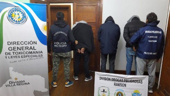 Desbaratan red de narcotráfico que operaba en Río Negro 