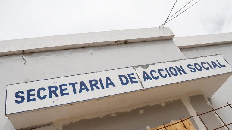 Un funcionario de la cartera social está en el ojo de la tormenta política.