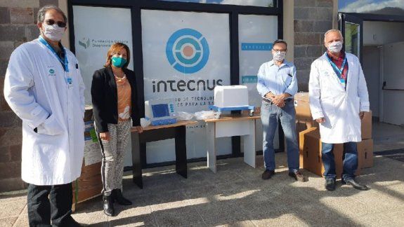 Carreras entregó dos respiradores a la Fundación Intecnus 