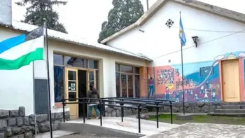 En la escuela 268 de El Bolsón no se resignan a que los chicos se queden sin viaje de egresados.