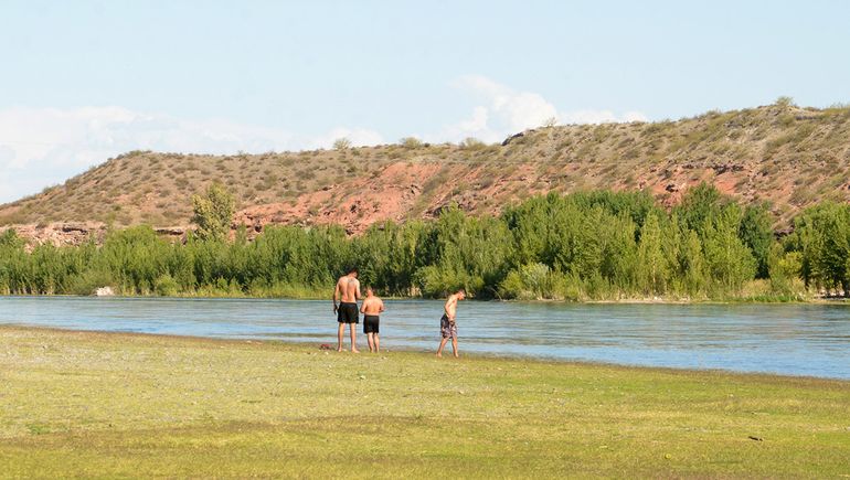 La Isla Jordán es la elegida por los cipoleños para disfrutar del verano. La Isla Jordán es la elegida por los cipoleños para disfrutar del verano. 
