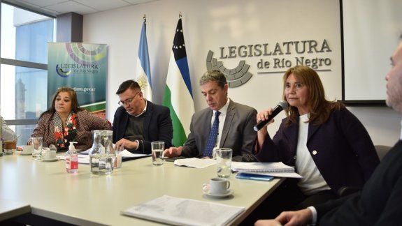 Respaldan iniciativa para reformar el Código Procesal Administrativo 