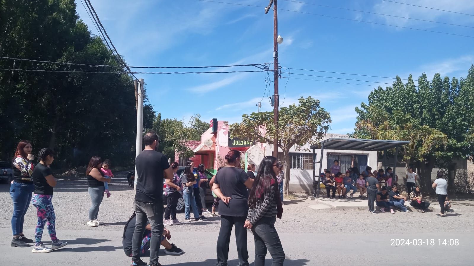 Los vecinos reclaman por el transporte que KoKo abandonó por falta de rentabilidad.&nbsp;
