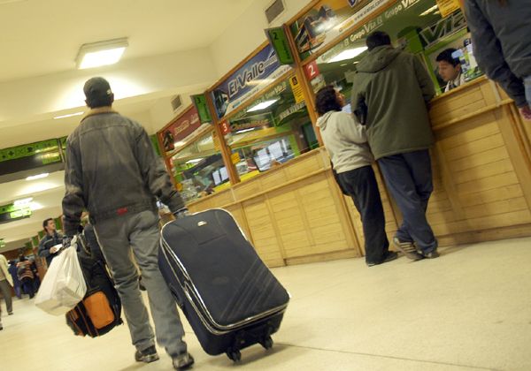 Baja demanda de pasajes para el receso invernal