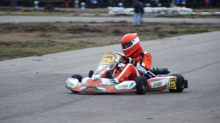 Los kartings tienen ensayos libres hoy