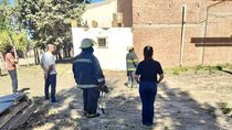 Bomberos es inspectores ambientales en un frigorífico de Centenario.