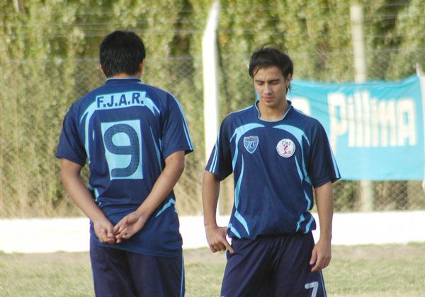 Clausura apasionante de Confluencia