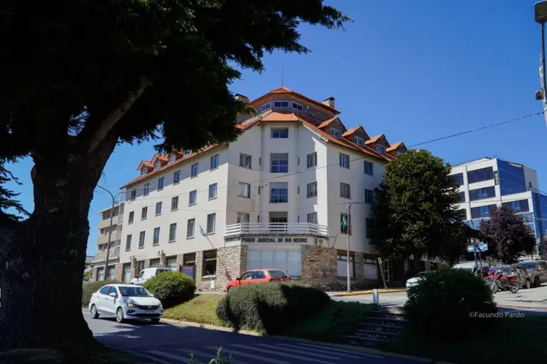 La jueza interviniente ordenó el embargo de las cuentas de la empresa. 