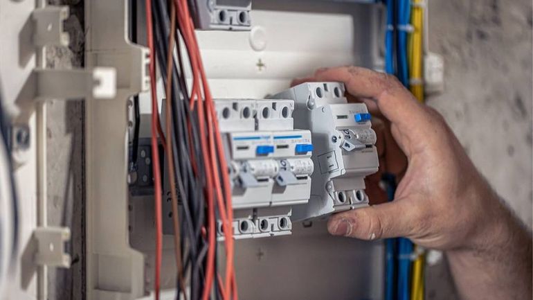 El municipio dictará un curso de instalaciones eléctricas.