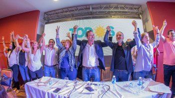 fernandez arraso en rio negro: saco el 57 por ciento fernandez arraso en rio negro: saco el 57 por ciento