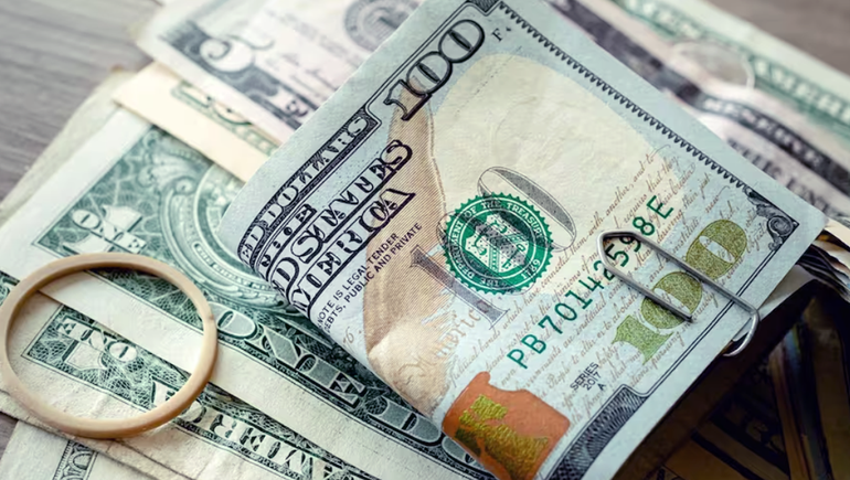 El dólar agudizó su tendencia alcista.