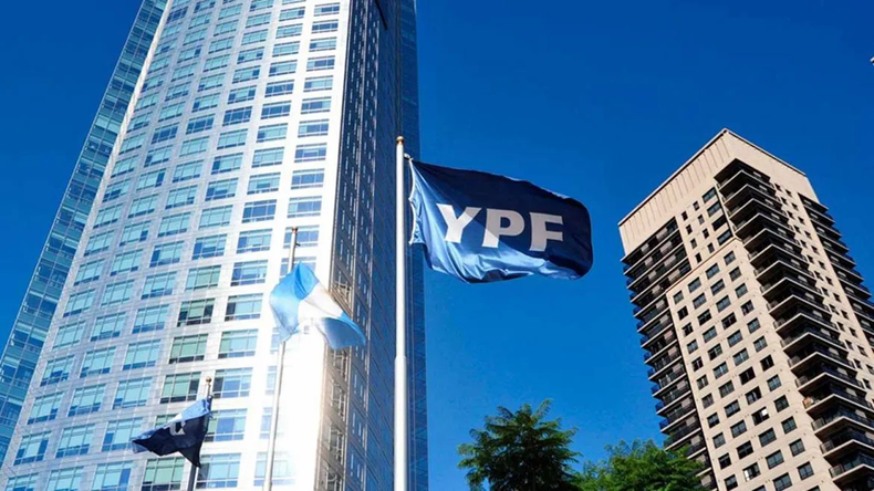 Juicio por YPF: fondos piden que el Estado les transfiera el control