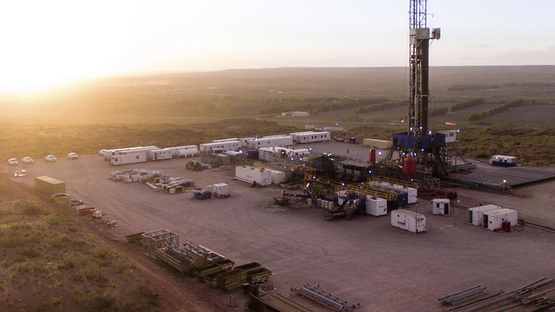 Liderazgo energético: La producción de petróleo no convencional en la Patagonia creció un 33,8% en enero de 2026 | LMCipolletti.com Liderazgo energético: La producción de petróleo no convencional en la Patagonia creció un 33,8% en enero de 2026