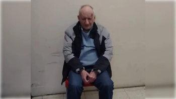 Personal de la Comisaría Cuarta de Cipolletti asistió al abuelo y logró ubicar a su familia.