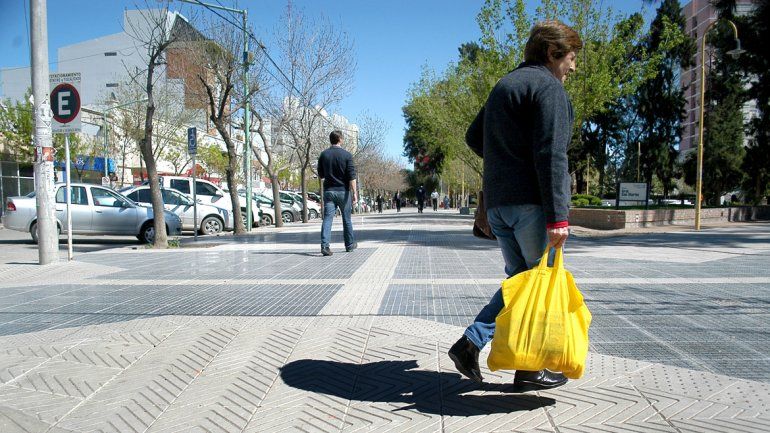 Los cipoleños seguirán padeciendo el calor a pesar de la llegada de lluvia.