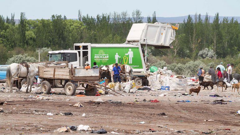 El reciclado de basura no avanza por la falta de clasificación de los vecinos cipoleños