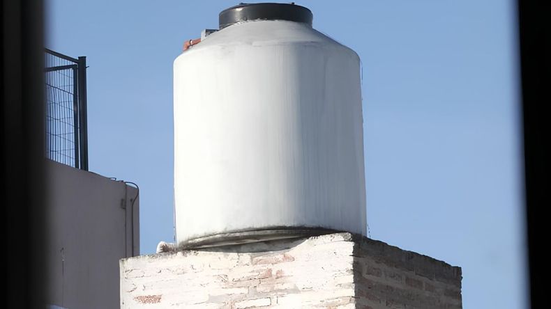 De terror: Una mujer denunció que el primo la amenazó de muerte y que le iba envenenar el tanque de agua.&nbsp;