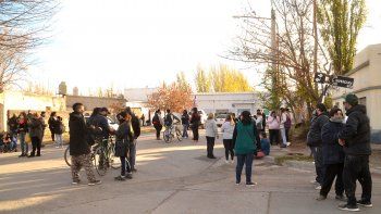 el obrero le exige respuestas a la municipalidad
