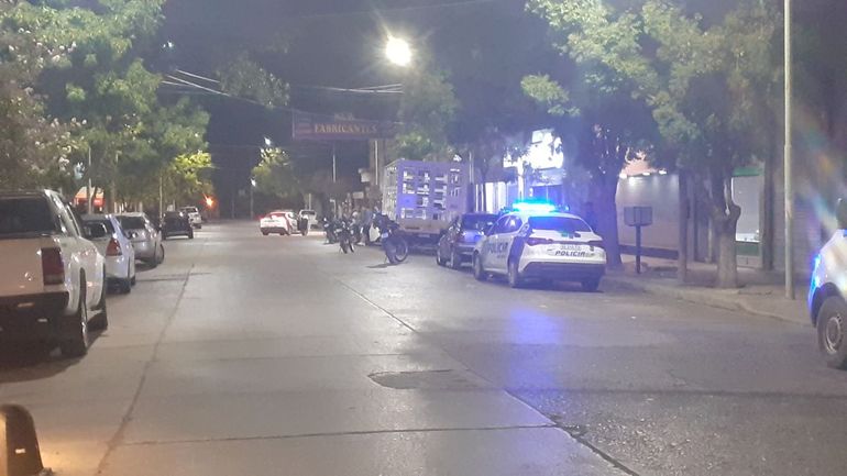 Impresionante operativo por autos corriendo picadas