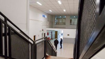 comerciante cipoleno condenado por abuso espera nuevo juicio