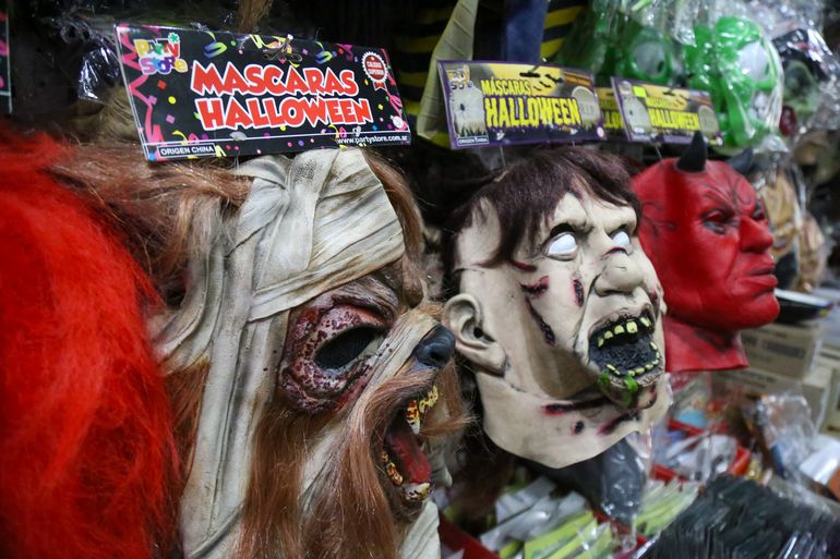 Fiestas temáticas con premios a los mejores y más originales disfraces de Halloween.