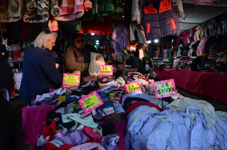 La Feria La Saladita ofrece precios accesibles que atrae a más visitantes.