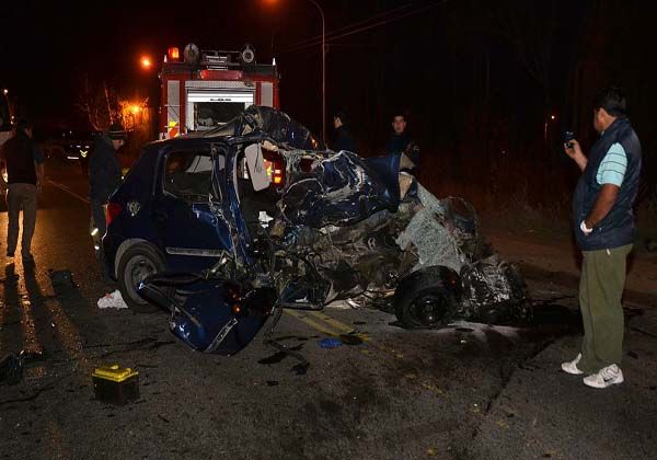 Violento choque en Stefenelli dejó tres heridos graves