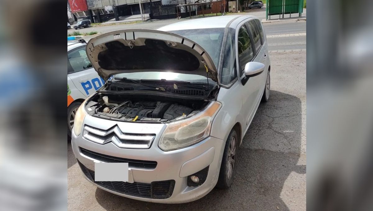 Los operativos cipoleños siguen sacando autos robados de las calles