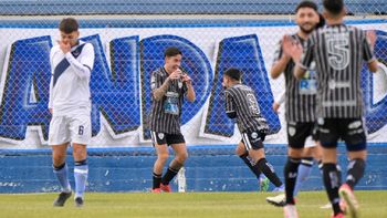 cipo gonzalo lucero brown festejo gol 2.jpg