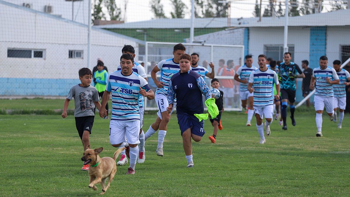 La Amistad viene entonado y va por el ascenso al Federal A. Fotos: Anahí Cárdena&nbsp;