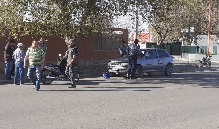 Vecino corrió y atrapó a un robabaterías