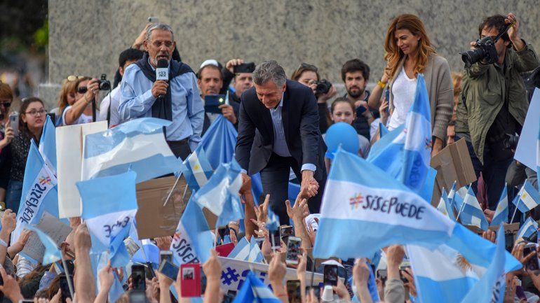 El último discurso público de Pechi Quiroga en Neuquén fue con el presidente Macri