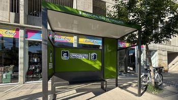 Las nuevas garitas de colectivos ya fueron instaladas en varios puntos de la ciudad.