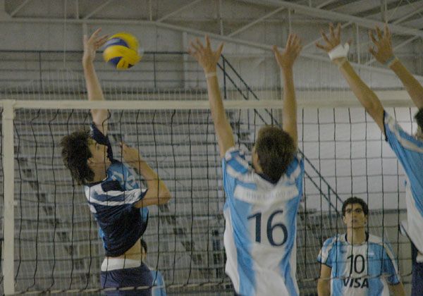 Pre Selección Nacional de vóley Sub16, en Cipolletti