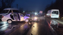 El choque frontal fue reportado esta mañana sobre la ruta 151 en Cinco Saltos.