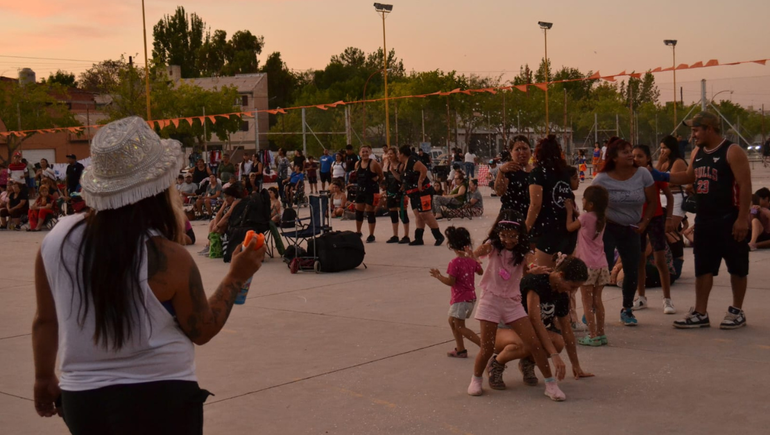 El sábado se desarrollará un encuentro por el Día de la Madre en el barrio Antártida Argentina.