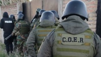 Policías del área de Toxicomanía de la policía rionegrina realizaron el procedimiento en el que encontraron casi medio kilo de cocaína. 