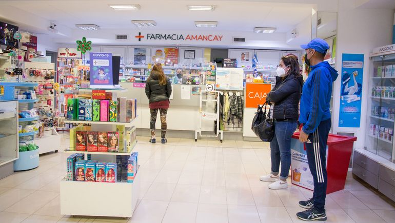 Quedó reglamentada la nueva ley modificada de farmacias en Río Negro.