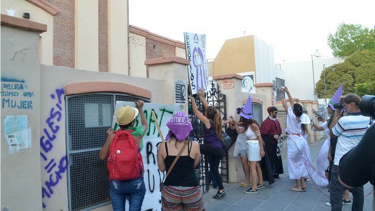 Las cipoleñas coparon las calles y alzaron la voz en el #8M