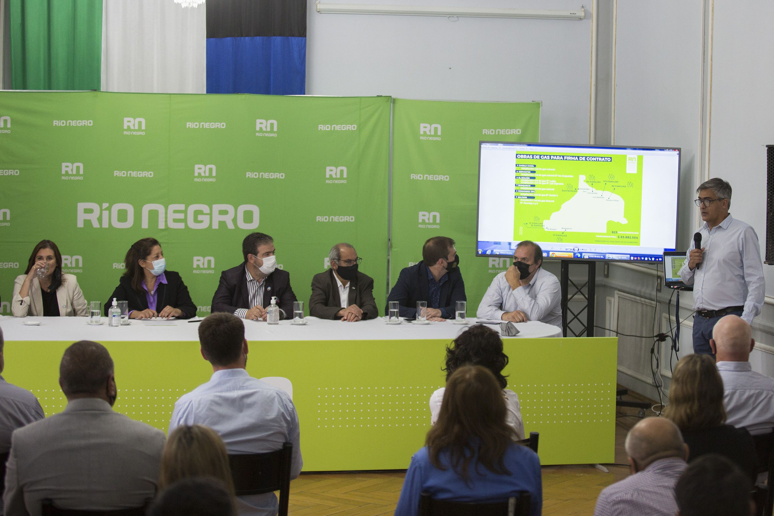 Invertirán millones en obras de gas en seis localidades.