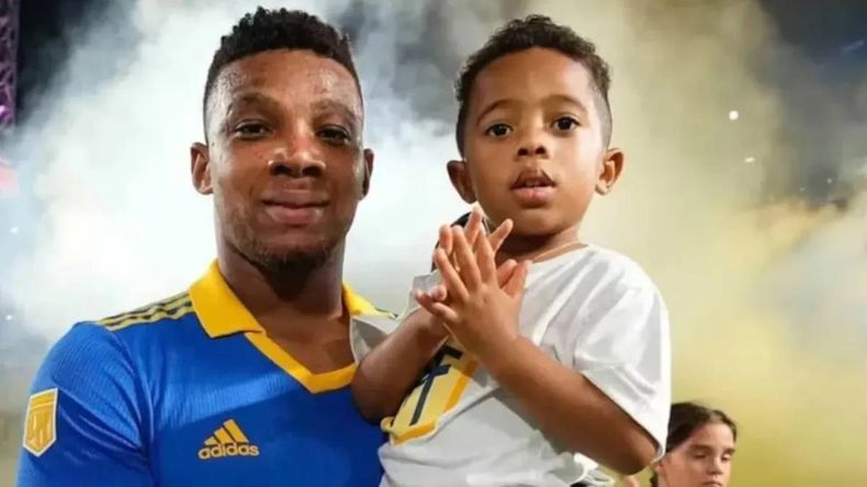 El hijo de Frank Fabra contó en un video cómo se siente su papá en Boca