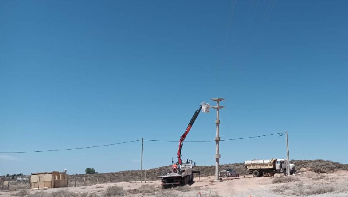 Las Perlas: Edersa energizó una nueva línea de media tensión