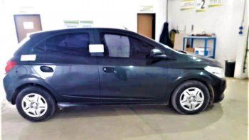 hallaron en cipolletti el auto de una familia estafada en roca