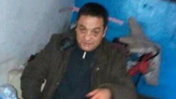desesperada busqueda de un hombre en barda del medio
