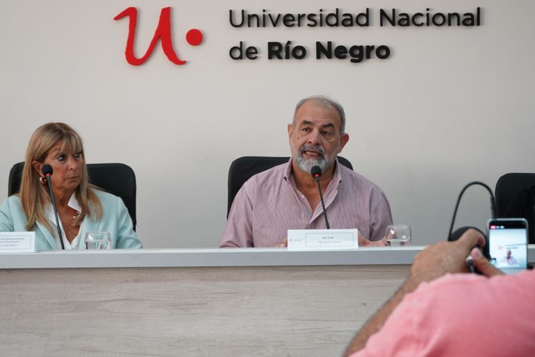 El rector Anselmo Torres debe impulsar todaslas gestiones administrativas y judiciales necesarias para asegurar la aplicación de la Ley Financiamiento de la Educación Universitaria. El rector Anselmo Torres debe impulsar todaslas gestiones administrativas y judiciales necesarias para asegurar la aplicación de la Ley Financiamiento de la Educación Universitaria.