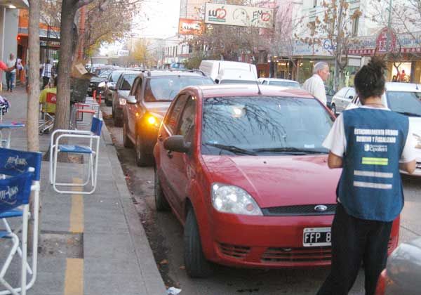 Consideran que marcha bien el estacionamiento fiscalizado
