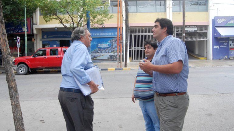 Vecinos de Las Perlas volvieron a protestar frente a la Municipalidad