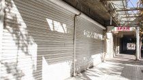comenzaron a cerrar algunos comercios y crece el malestar